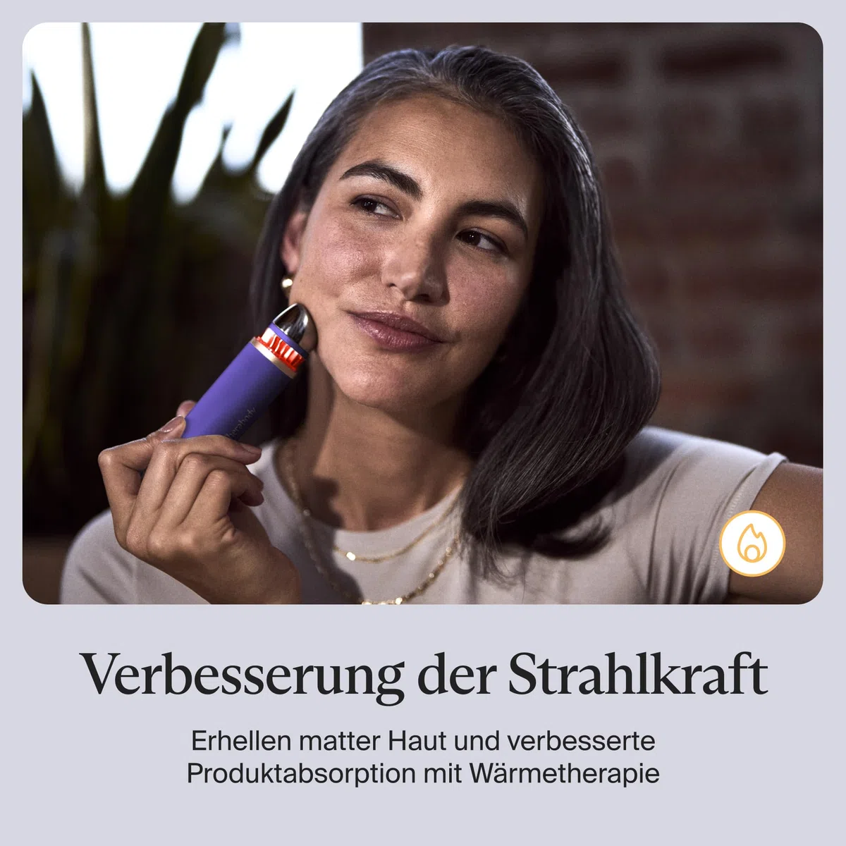 TheraFace Depuffing Wand von Therabody – Kälte- und Wärmebehandlungen für das Gesicht zum Abschwellen und Strahlen - Violett