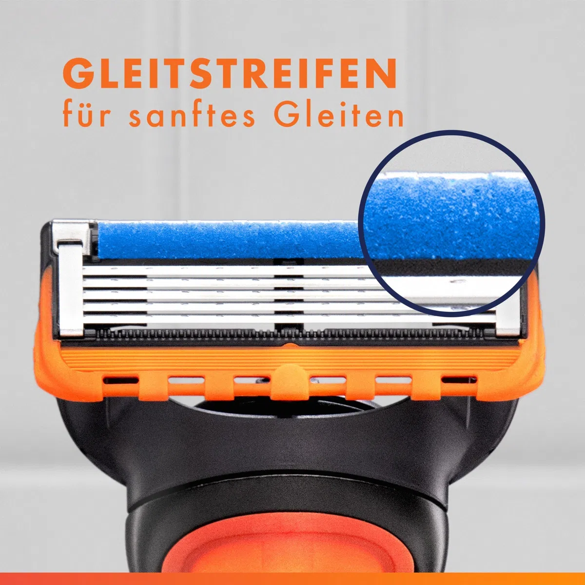 Gillette Fusion 5 Rasierer Herren, Nassrasierer, Metall, Schwarz - Herrenrasierer, Inkl. 1 Handstück, 12 Rasierklingen mit Gleitstreifen Und 5 Klingen für Eine Gründliche, Langanhaltende Rasur